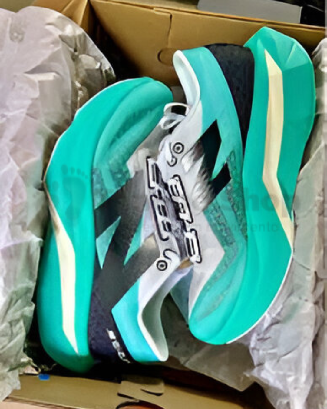 New Balance SC Elite v4 - Linha Premium