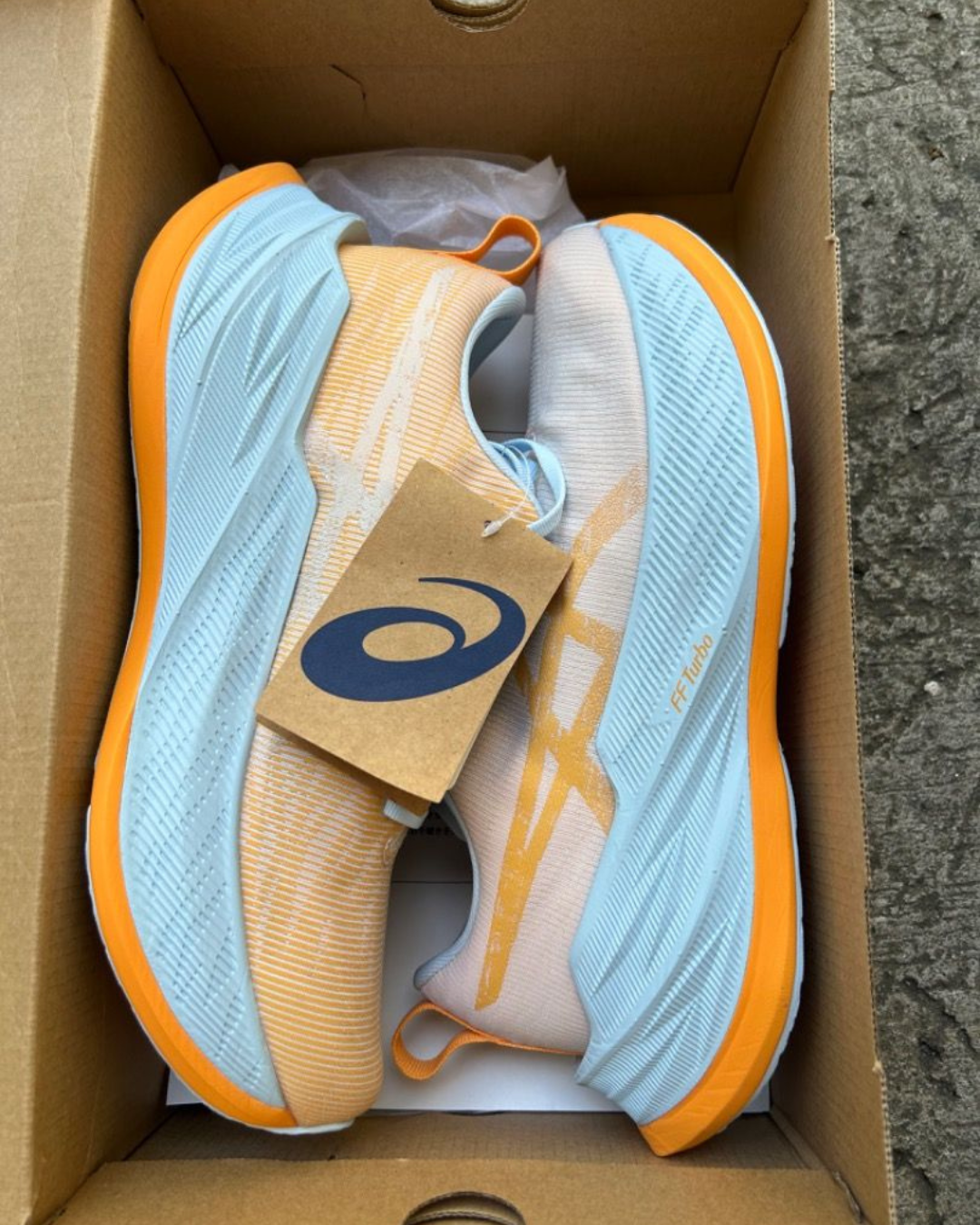 Asics SuperBlast - Linha Premium