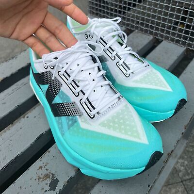 New Balance SC Elite v4 - Linha Premium